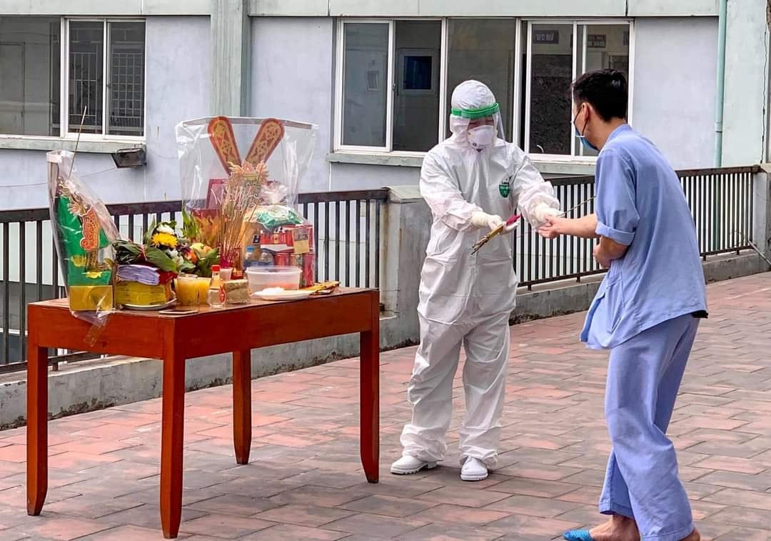 Quảng Ninh: Cúng Ông Công ông Táo ở nơi đặc biệt nhất - Bệnh viện số 2