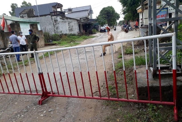 Khu phố Nam Bắc, phường Quảng Vinh đã được phong tỏa để phòng, chống dịch bệnh Covid-19. Ảnh: Dân trí.