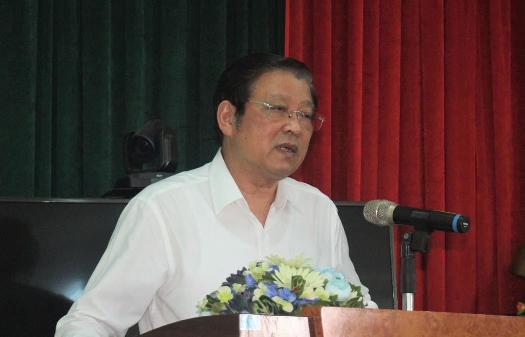 Ông Phan Đình Trạc phát biểu tại buổi thăm ở CDC Quảng Nam.