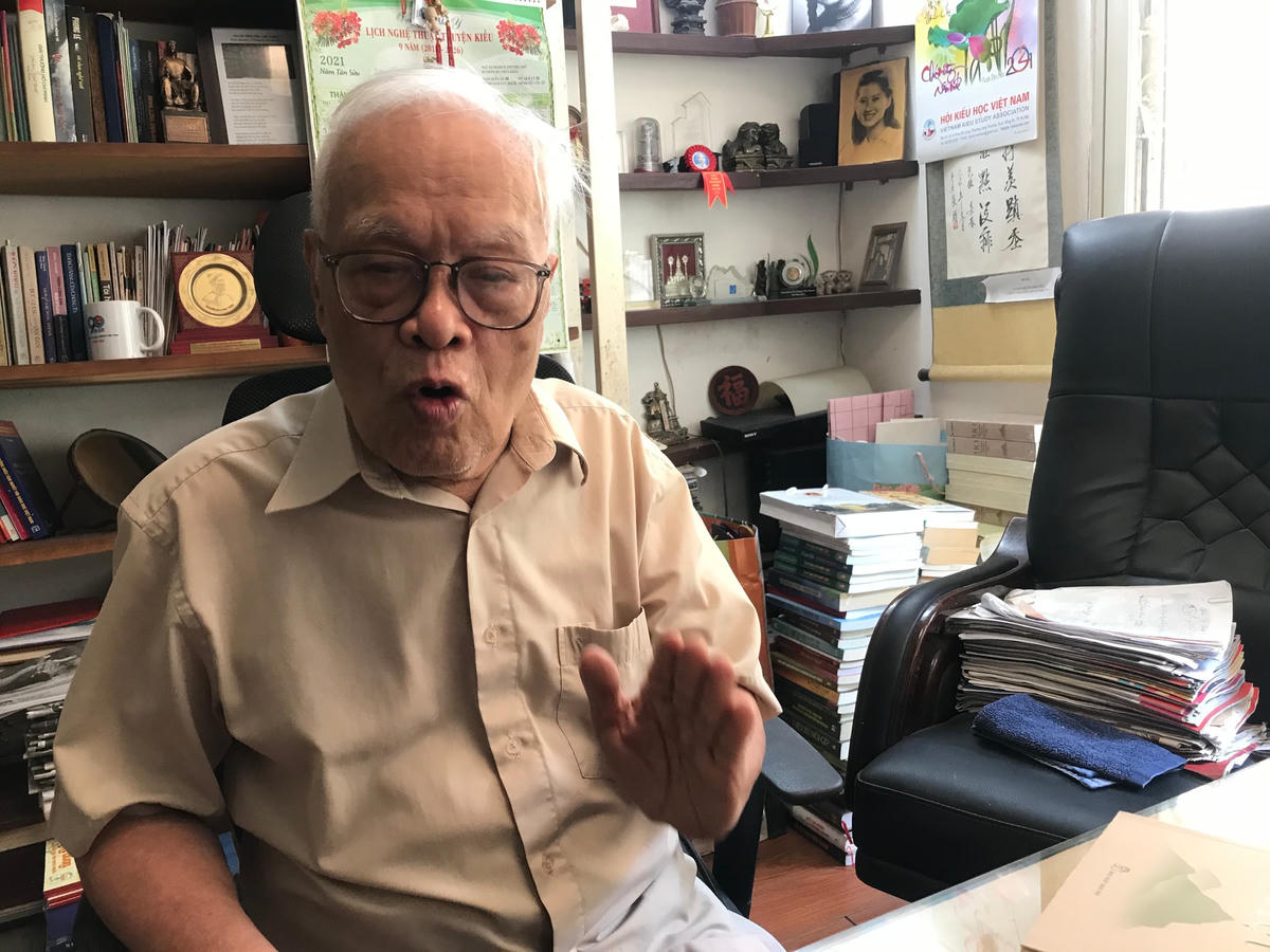 Giáo sư Phong Lê: Đọc, đi, nghĩ, viết