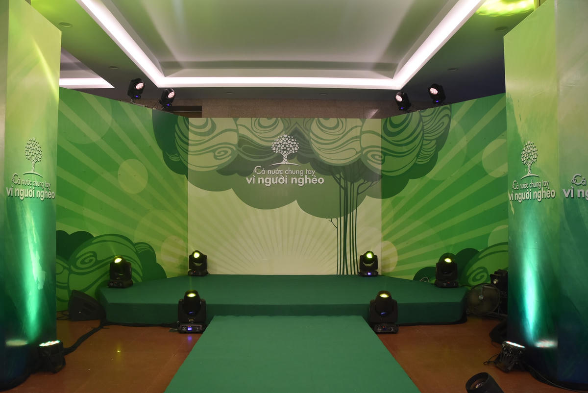 Khu vực trao chìa khóa cho các nhà hảo tâm tham gia ủng hộ tại Chương trình.