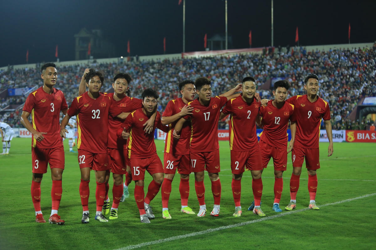 U23 Việt Nam trong trận lượt đi gặp U20 Hàn Quốc.