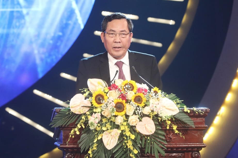 Ủy viên Trung ương Đảng, Tổng Biên tập Báo Nhân dân, Phó Trưởng ban Tuyên giáo Trung ương, Chủ tịch Hội Nhà báo Việt Nam - Thuận Hữu phát biểu tại Lễ trao giải.