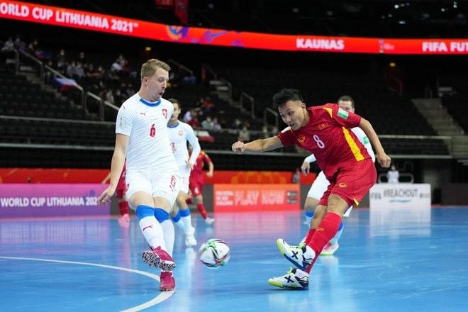 Tấm vé đi tiếp hoàn toàn xứng đáng với thầy trò HLV Phạm Minh Giang.