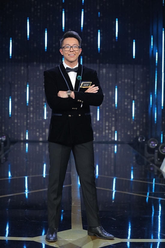 Matt Liu quốc tịch Singapore, năm nay 26 tuổi và kém Hương Giang 3 tuổi. Anh về Việt Nam năm 2016, hiện làm giám đốc một công ty sản xuất linh kiện, đồng thời đầu tư một dự án khu công nghiệp lớn. Do đó, Matt có kinh tế vững vàng dù tuổi đời khá trẻ. Khi xuất hiện trong chương trình, nam doanh nhân gây chú ý với chiếc đồng hồ trị giá 400 triệu đồng.  