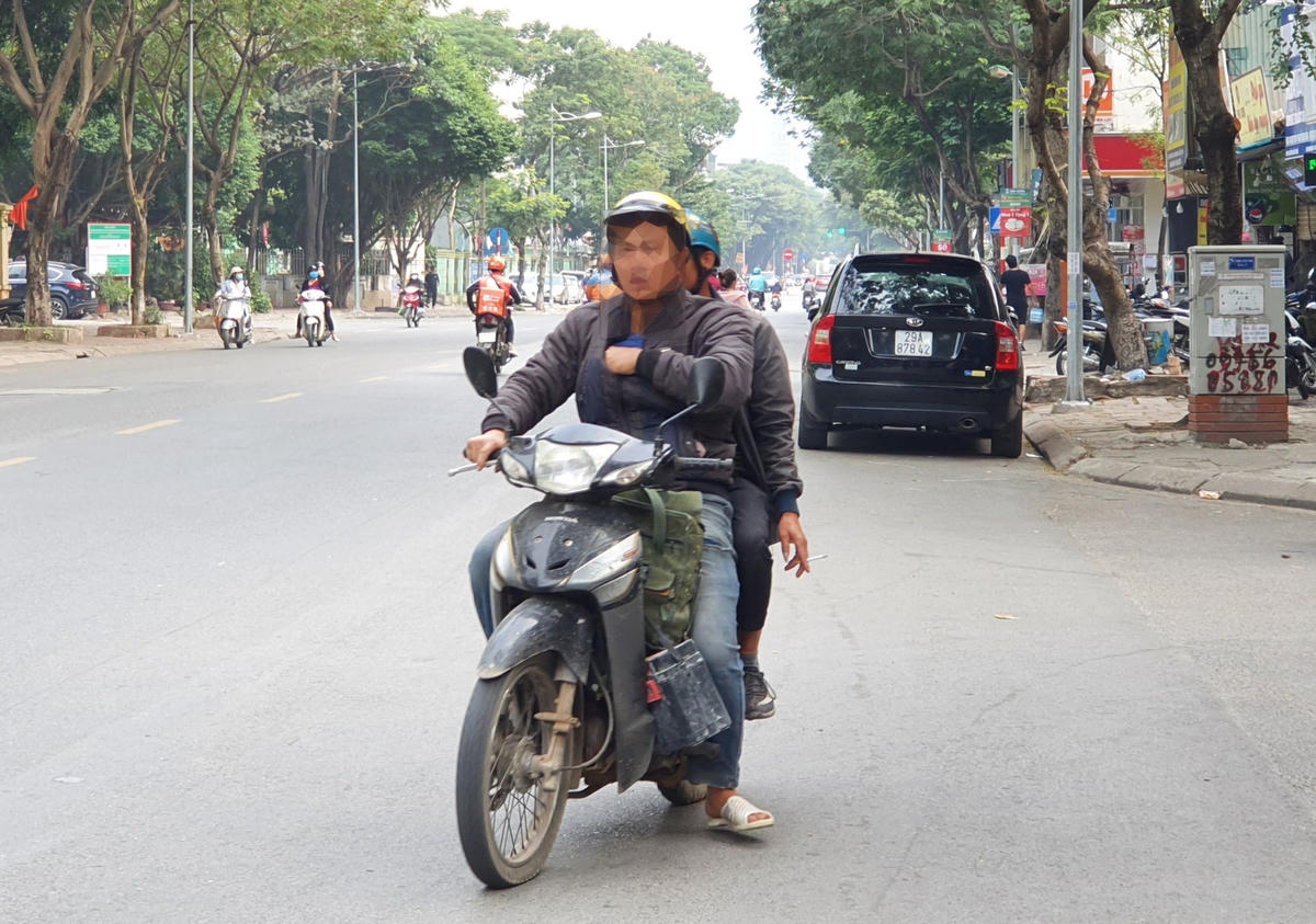 F0 trong cộng đồng tiếp tục tăng, nhiều người Hà Nội vẫn lơ là chống dịch