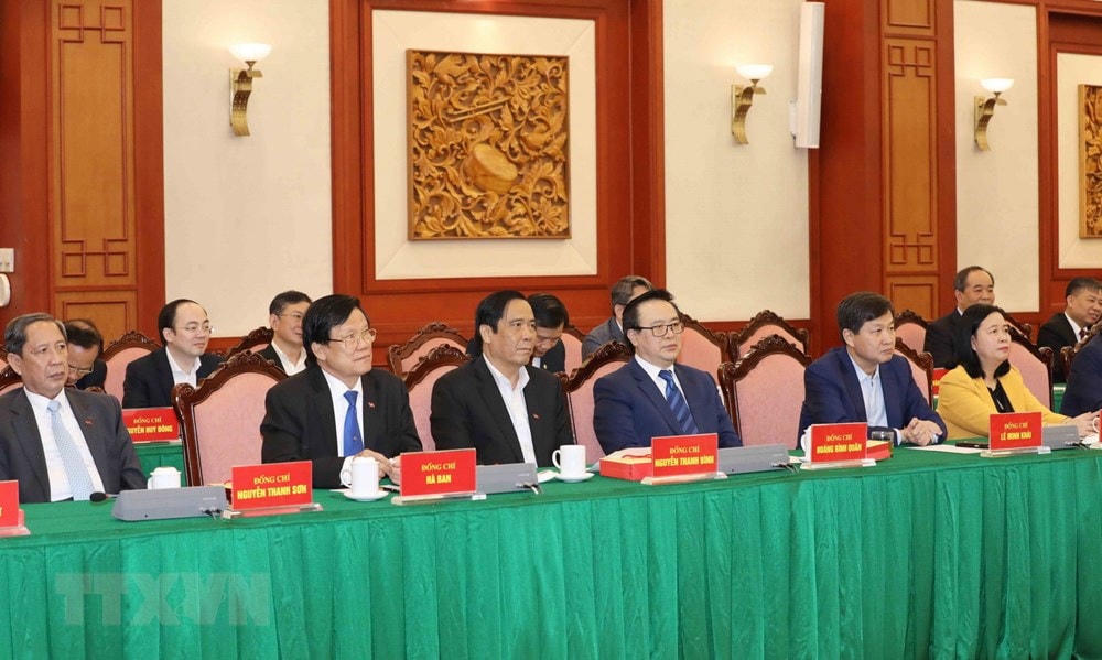 Bộ Chính trị, Ban Bí thư gặp mặt thân mật các đồng chí nguyên lãnh đạo