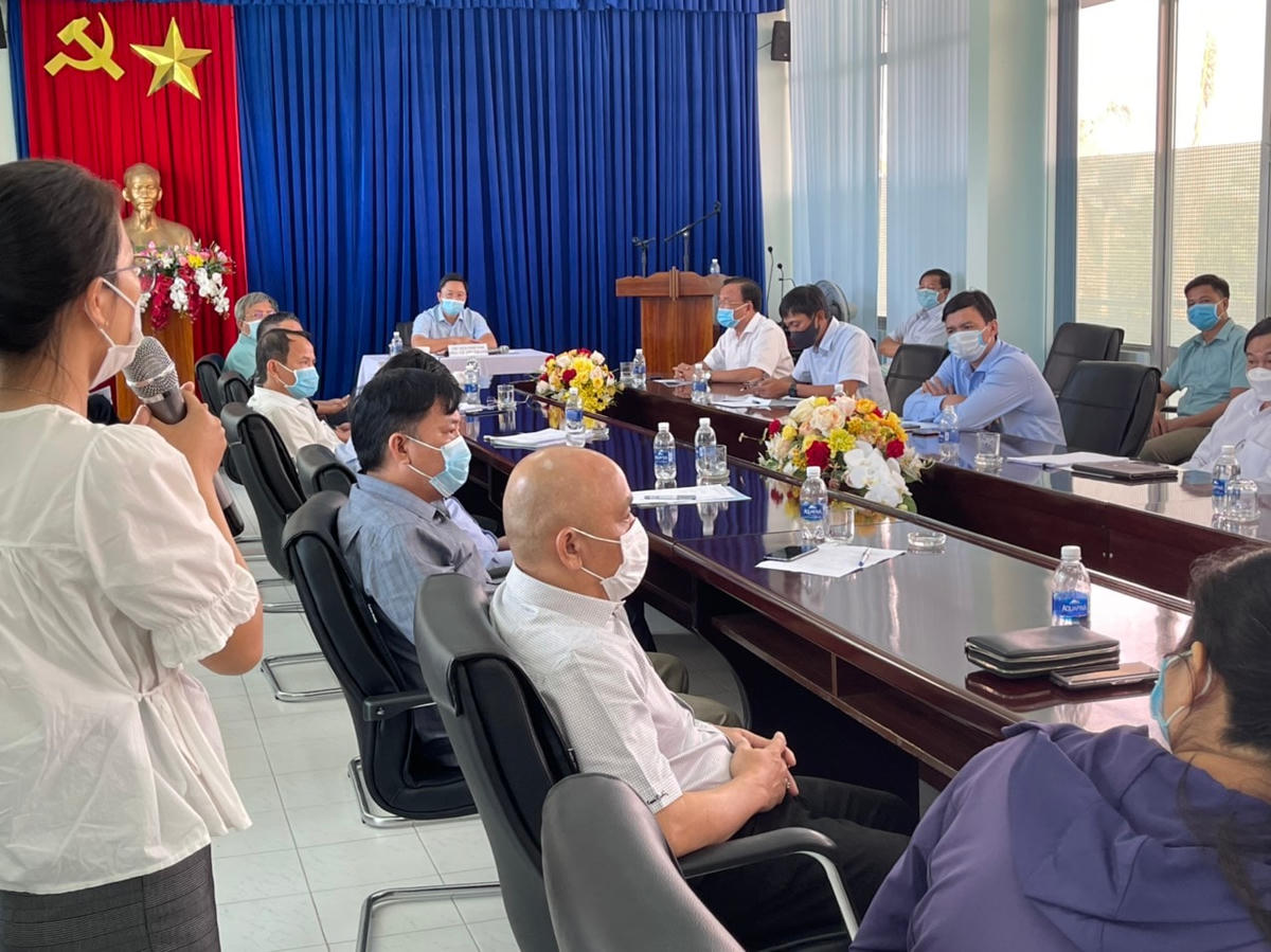 Họp triển khai chống dịch trong các khu công nghiệp vào chiều ngày 17/7.