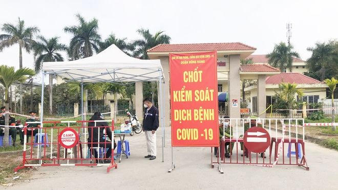 Bệnh viện giao thông vận tải bị phong tỏa khi phát hiện 2 ca dương tính Covid-19.