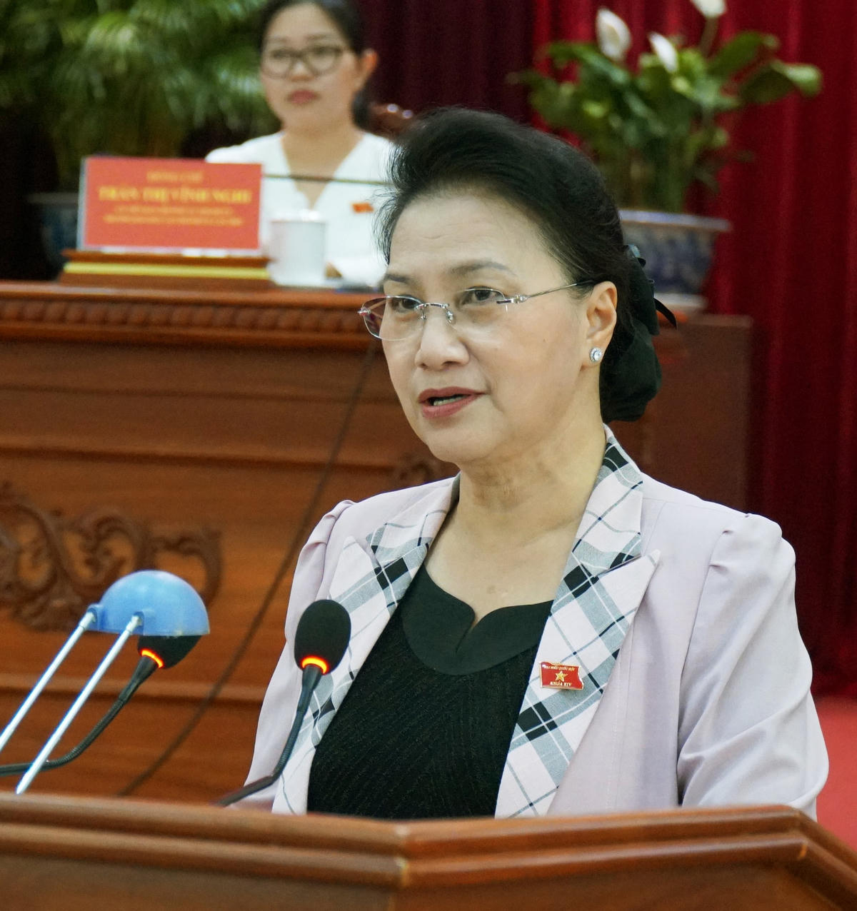 Chủ tịch Quốc hội Nguyễn Thị Kim Ngân trả lời ý kiến của cử tri TP Cần Thơ.