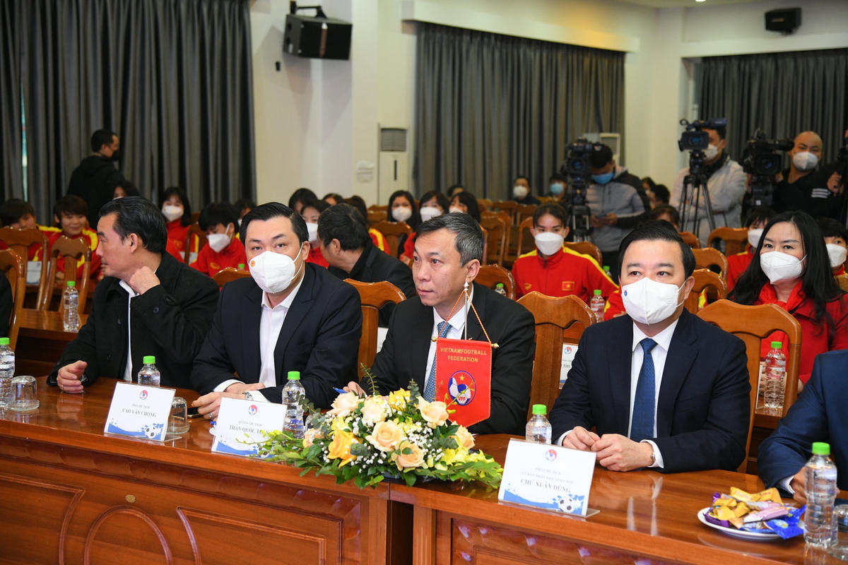 Lễ mừng công tuyển nữ Việt Nam do VFF tổ chức.