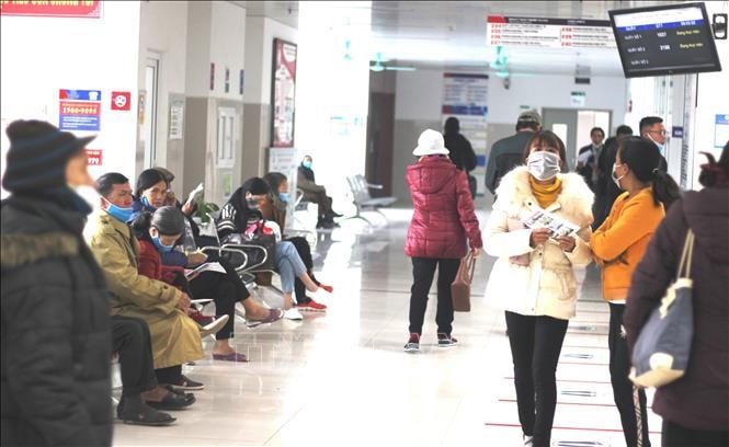 Rét kéo dài, nhiều bệnh viện ở Quảng Bình gia tăng người nhập viện.