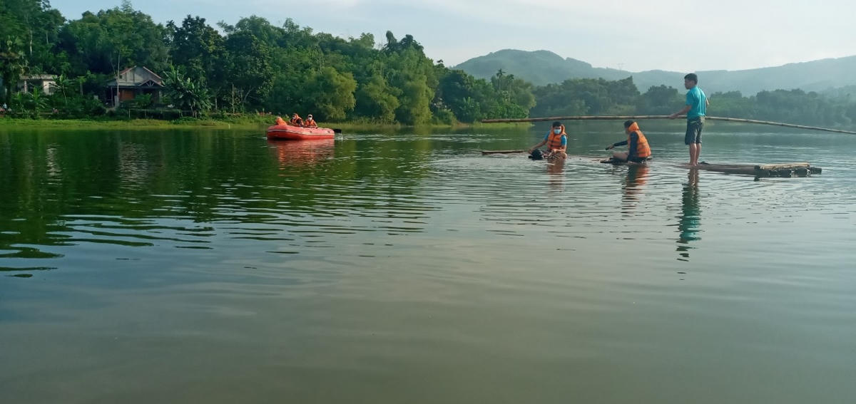 2 người đàn ông xấu số gặp nạn trên hồ thủy lợi.