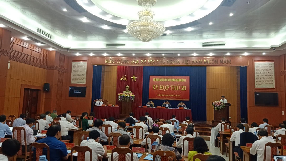 Quang cảnh phiên khai mạc kỳ họp thứ 23 HĐND tỉnh Quảng Nam, khóa IX.