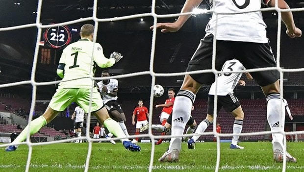 Hàng thủ tuyển Đức tiếp tục gây thất vọng. (Nguồn: Getty Images).