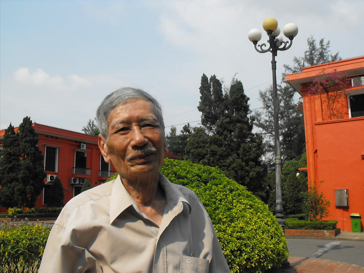 Nhà văn Nguyễn Kiên.  Ảnh: Thư Hoàng.