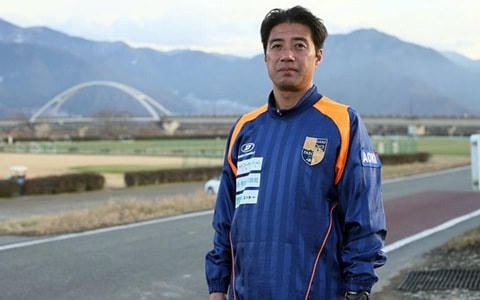 Tân GĐKT Yusuke Adachi