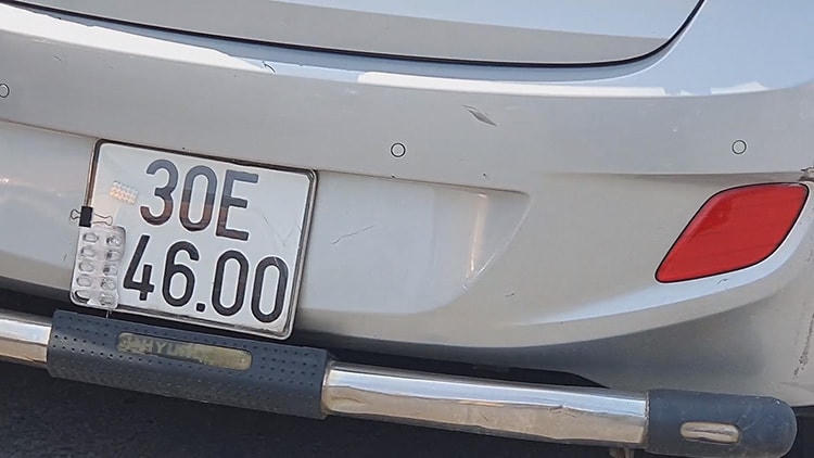 Việc che biển số rất tinh vi, nên việc xử lý của lực lượng CSGT gặp nhiều khó khăn.
