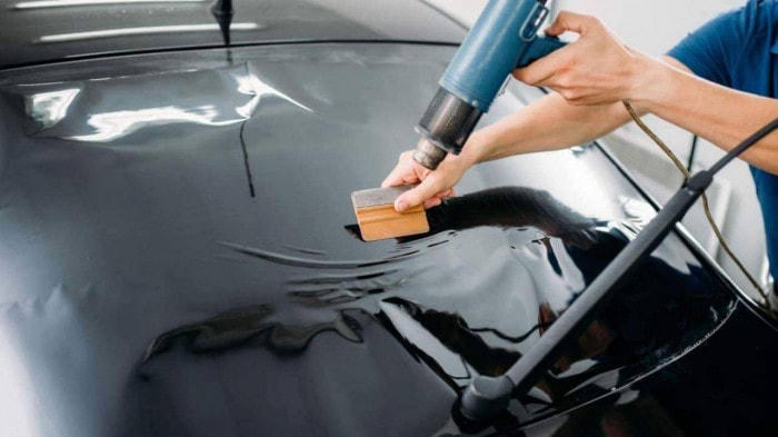 Dán phim cách nhiệt giúp 99.9% tia bức xạ giúp bảo vệ sức khoẻ làn da, mắt.