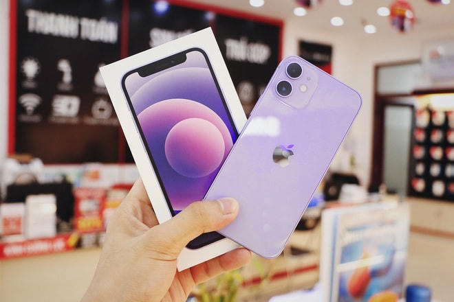 Sau quý III năm nay, người dùng sẽ rất khó có thể tìm mua iPhone 12 Mini tại Việt Nam.  