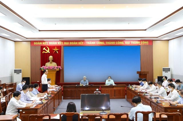 Quang cảnh cuộc họp.  