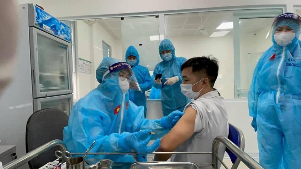 Tất cả những người được tiêm vaccine đều ổn định sức khỏe.