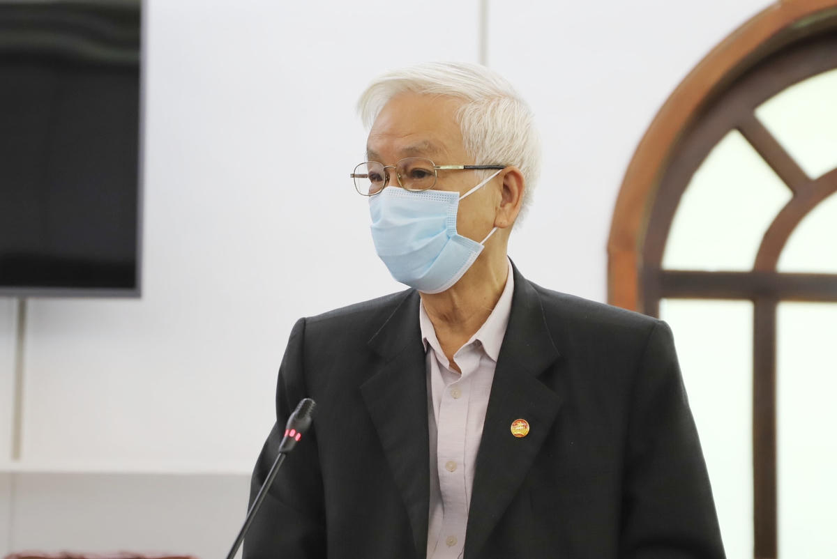 Ông Đỗ Duy Thường - Phó Chủ nhiệm Hội đồng Tư vấn Dân chủ - Pháp luật phát biểu tại Hội thảo.