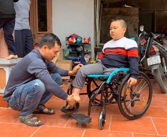 Quỹ xương thủy tinh đã hỗ trỡ cho nhiều trẻ em có hoàn cảnh tương tự. Ảnh nhân vật cung cấp.  
