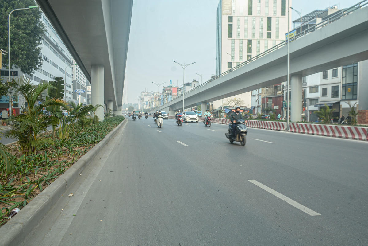 Hầu hết các tuyến phố trung tâm Hà Nội không còn cảnh ùn tắc kéo dài vào giờ cao điểm.