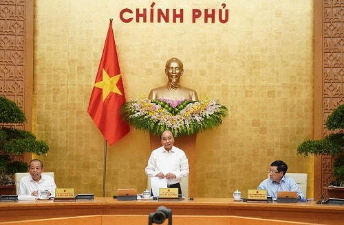 Thủ tướng Nguyễn Xuân Phúc chủ trì phiên họp. Ảnh: VGP.