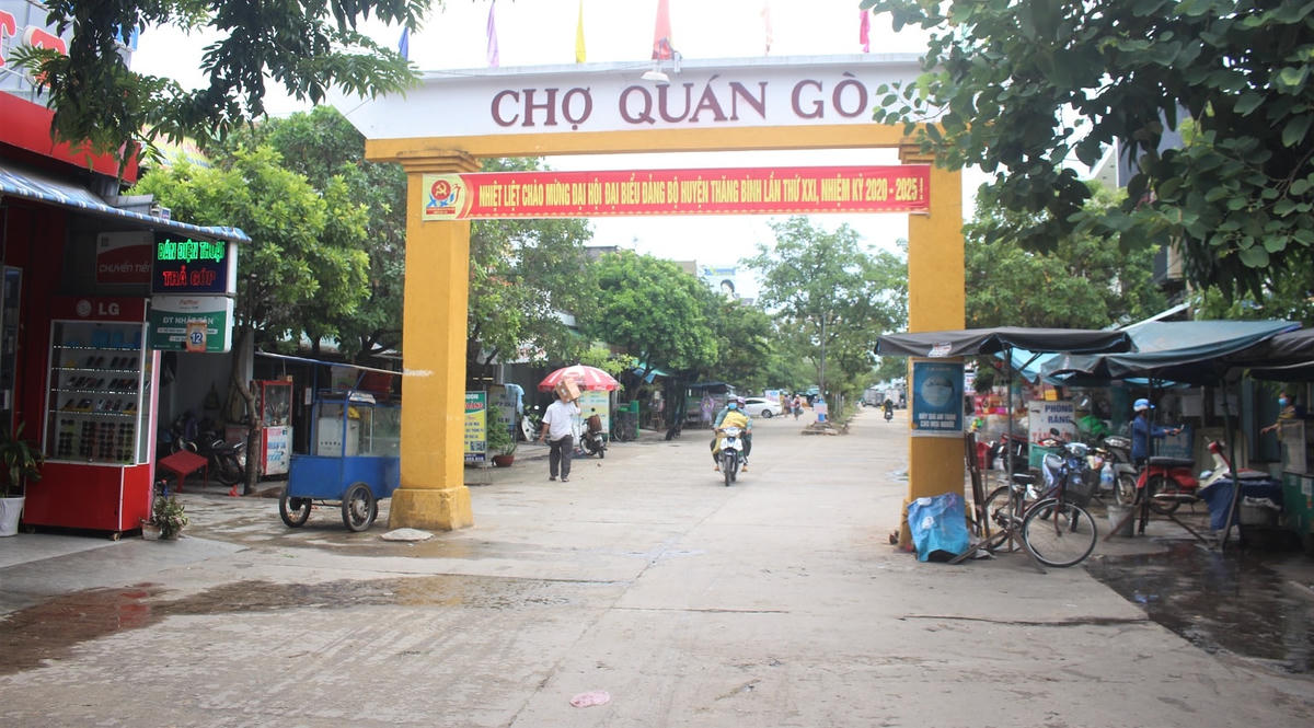 Một góc chợ Quán Gò, huyện Thăng Bình.