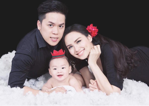 Hoa Hậu Diễm Hương sinh con cho chồng thứ 2. 
