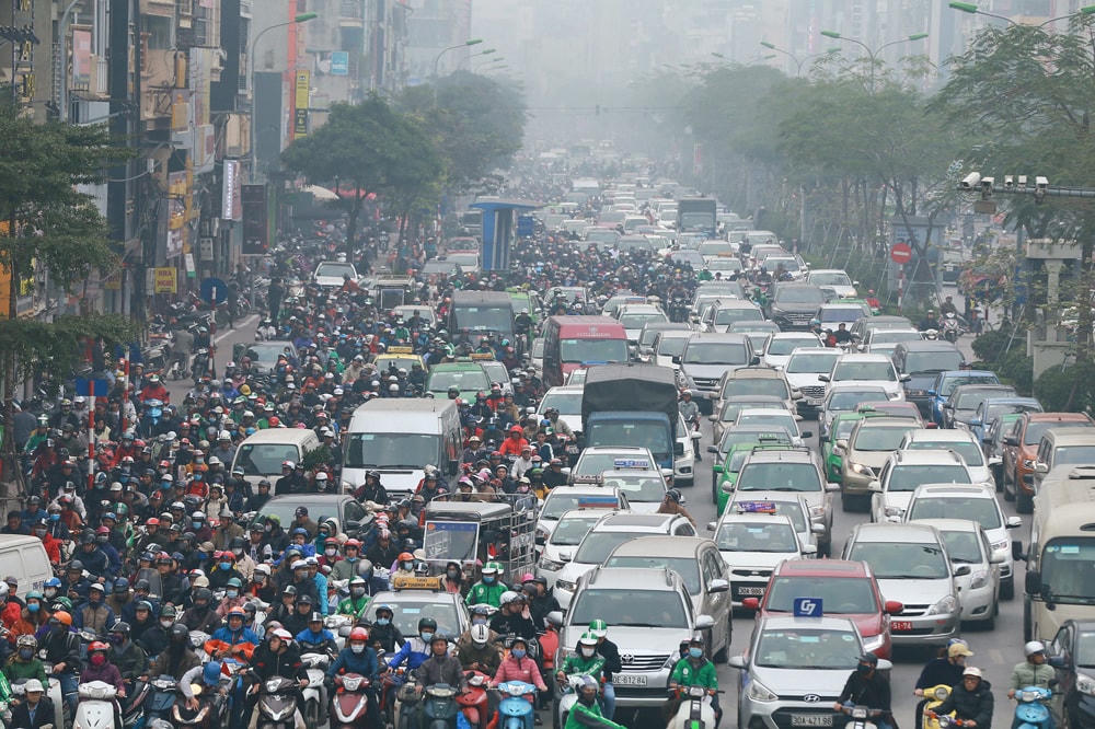 [ẢNH] Giao thông mùa cao điểm