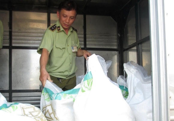 Đường nhập lậu bị lực lượng chức năng bắt giữ.