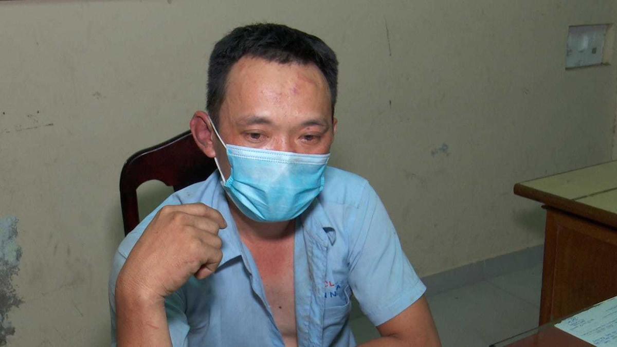 Nguyễn Quốc Tuấn tại cơ quan Công an.
