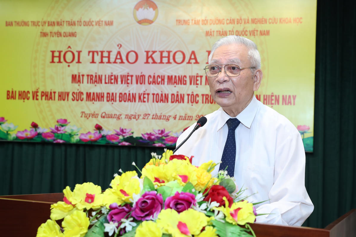 PGS.TS Trần Hậu phát biểu tại Hội thảo. Ảnh: Quang Vinh.