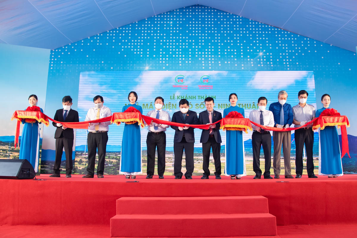 Lễ cắt băng khánh thành Nhà máy Điện gió số 5 - Ninh Thuận.