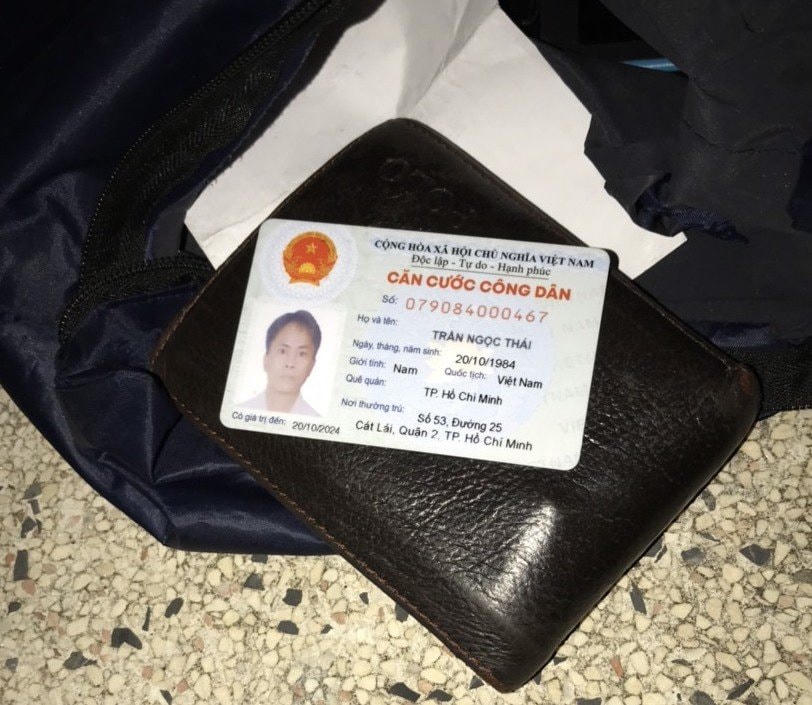 Căn cước công dân tìm thấy tại hiện trường.