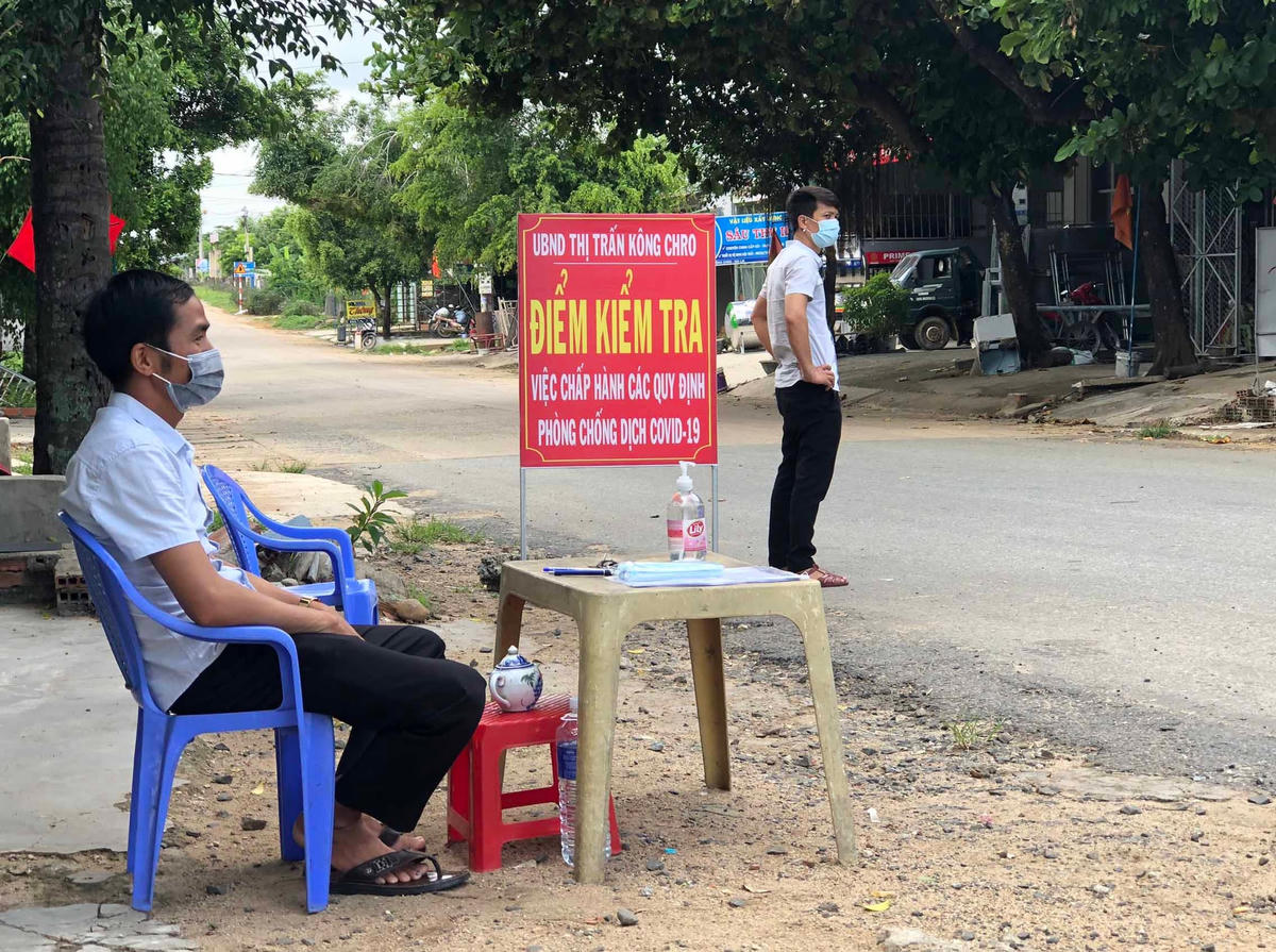 Lập các chốt chặn  phòng dịch Covid-19 tại huyện Kông Chro.