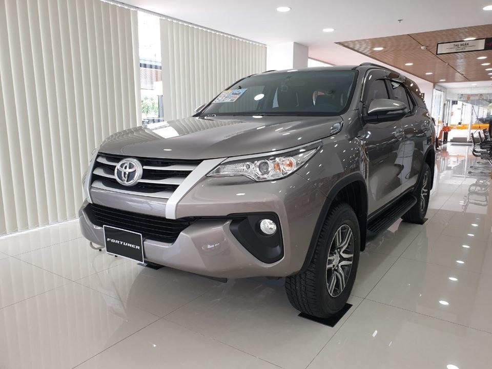 Giảm 50% phí trước bạ, nhiều loại xe được giảm giá đáng kể.