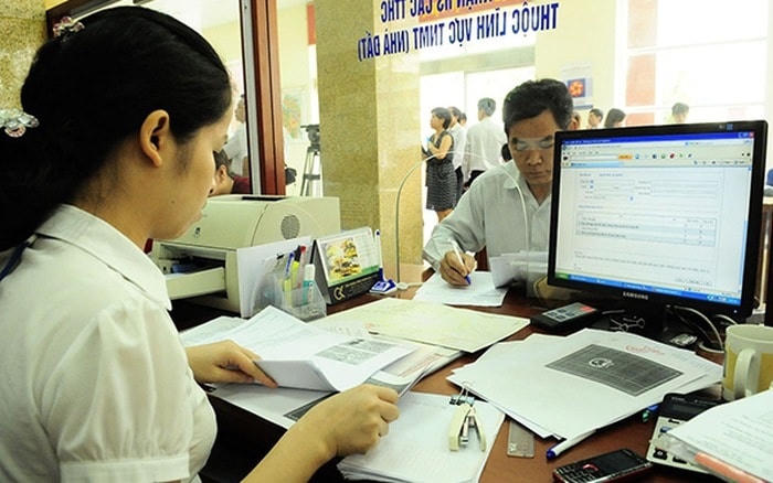 Cải cách thủ tục hành chính là một trong những giải pháp tinh giản biên chế.