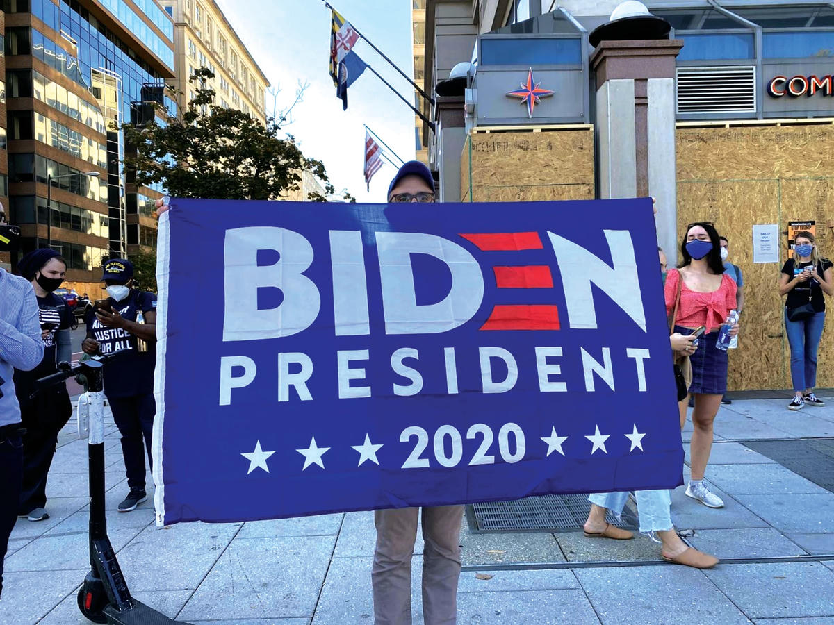 Cử tri ủng hộ Tổng thống đắc cử Joe Biden.