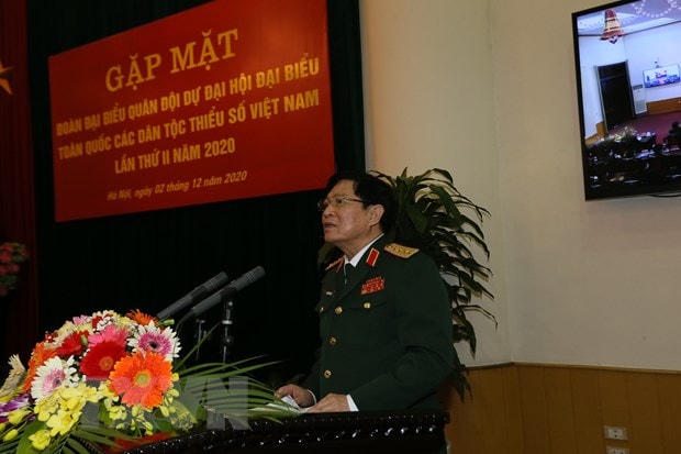 Đại tướng Ngô Xuân Lịch, Bộ trưởng Bộ Quốc phòng phát biểu tại buổi gặp mặt. (Ảnh: Minh Tuấn/TTXVN phát).