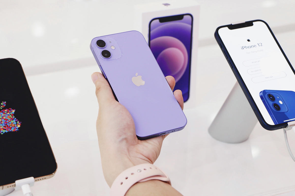 iPhone 11, iPhone 12 tăng giá tại Việt Nam