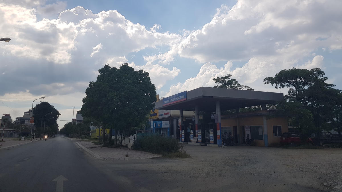 Siêu thị điện máy Tân Hường, xây dựng kinh doanh trên đất của cây xăng Hưng Thịnh