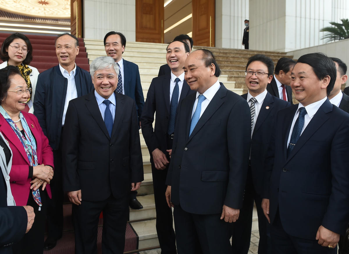 Thủ tướng Nguyễn Xuân Phúc và các đại biểu dự Hội nghị.