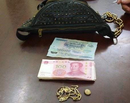 Tang vật vụ án.