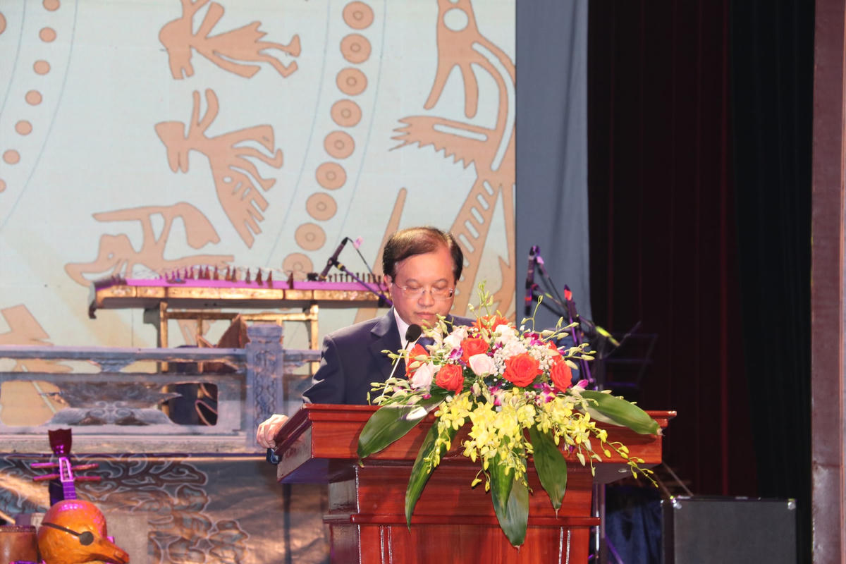 Thứ trưởng Bộ VHTTDL Tạ Quang Đông phát biểu tại lễ Bế mạc.