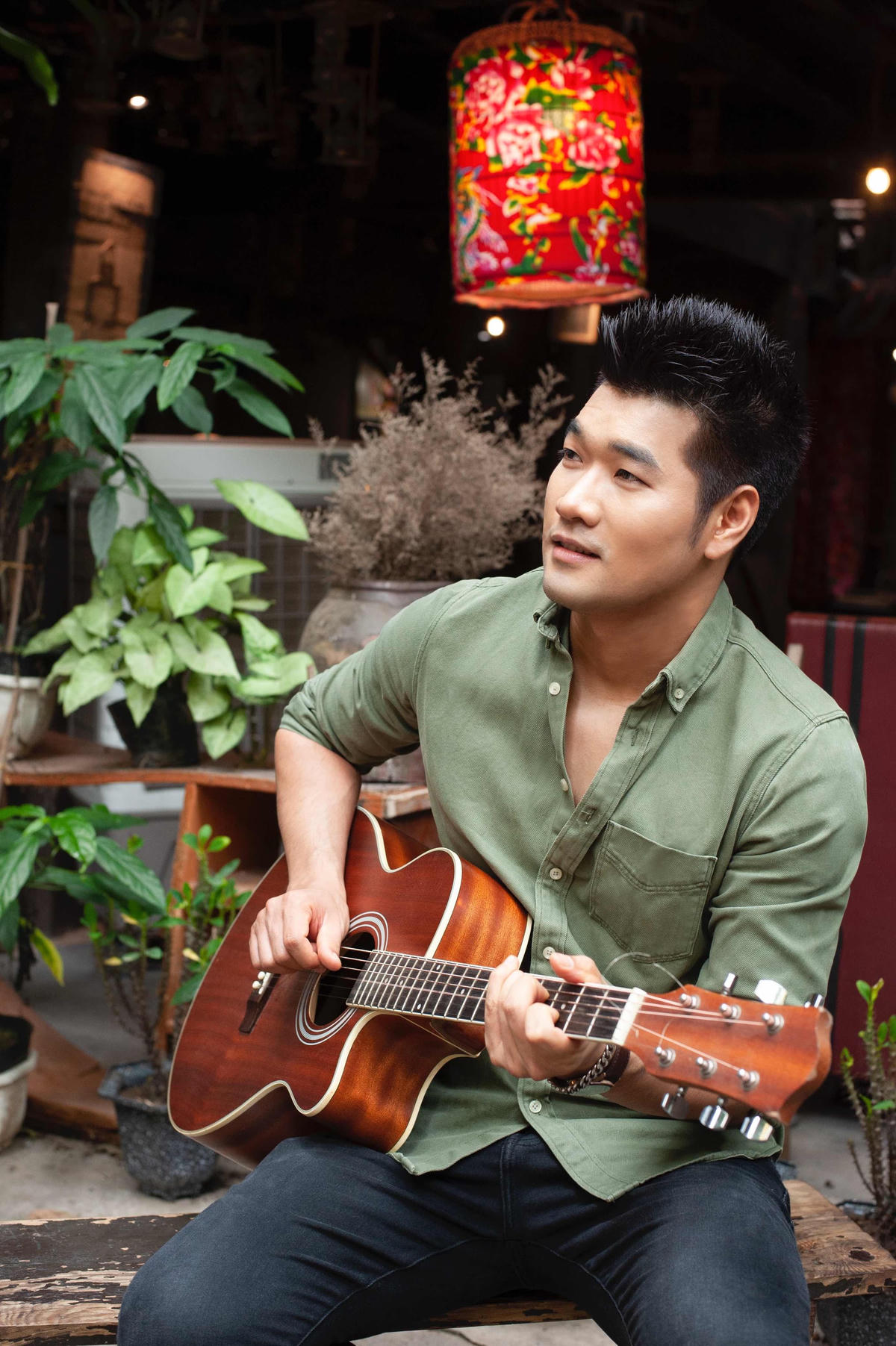 Đối với Tạ Quang Thắng, âm nhạc đã ngấm vào máu từ khi anh còn nằm trong bụng mẹ.