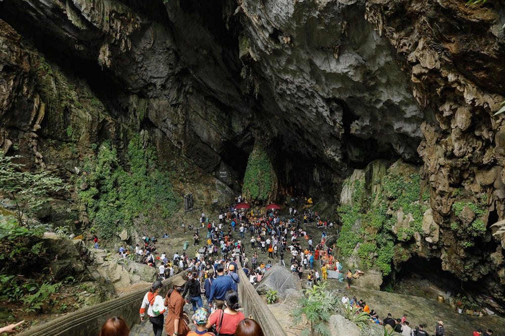 Động Hương Tích sáng ngày 13/3/2021.